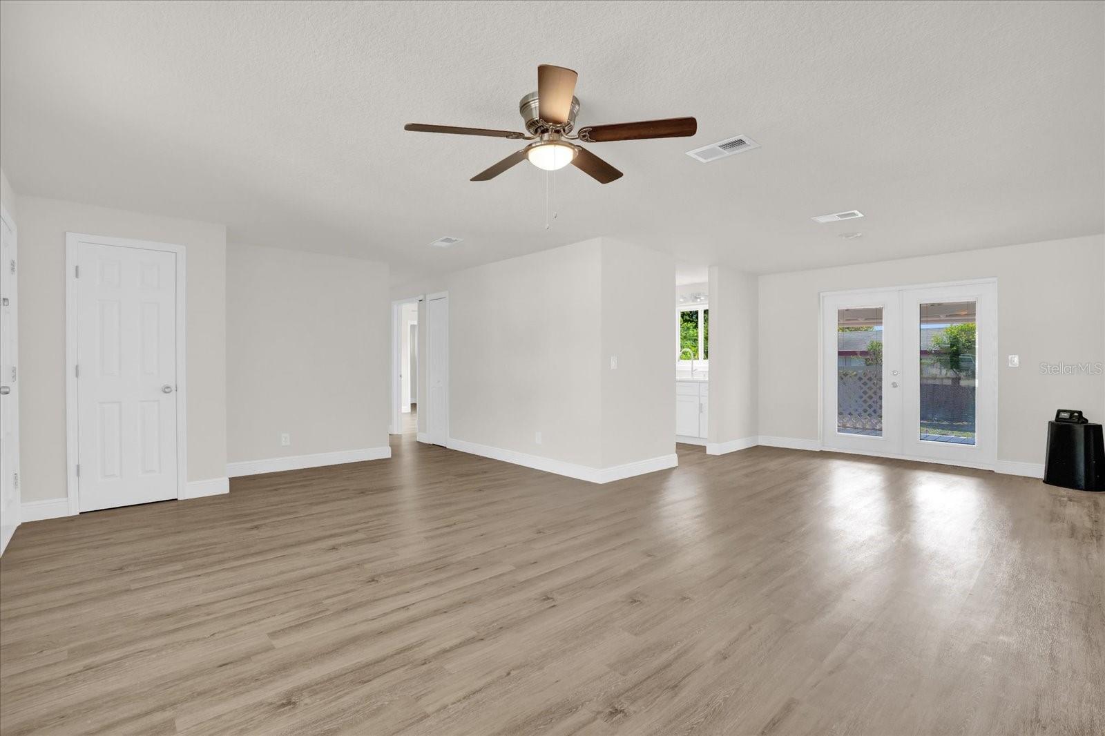 Image 4 of 29 For 1491 Granada Avenue