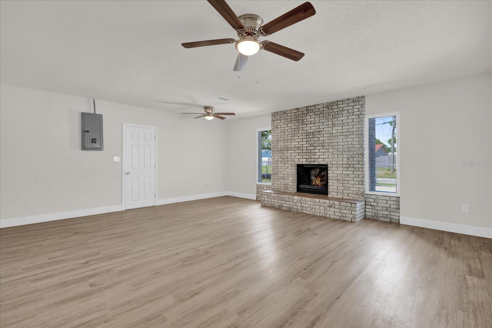 Image 6 of 29 For 1491 Granada Avenue