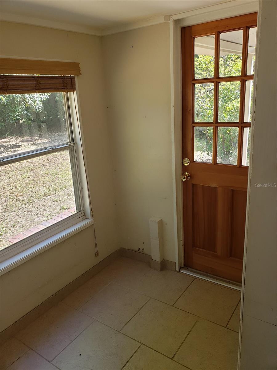 Image 13 of 15 For 134 Grand Bend Avenue