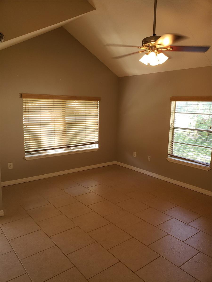 Image 6 of 15 For 134 Grand Bend Avenue