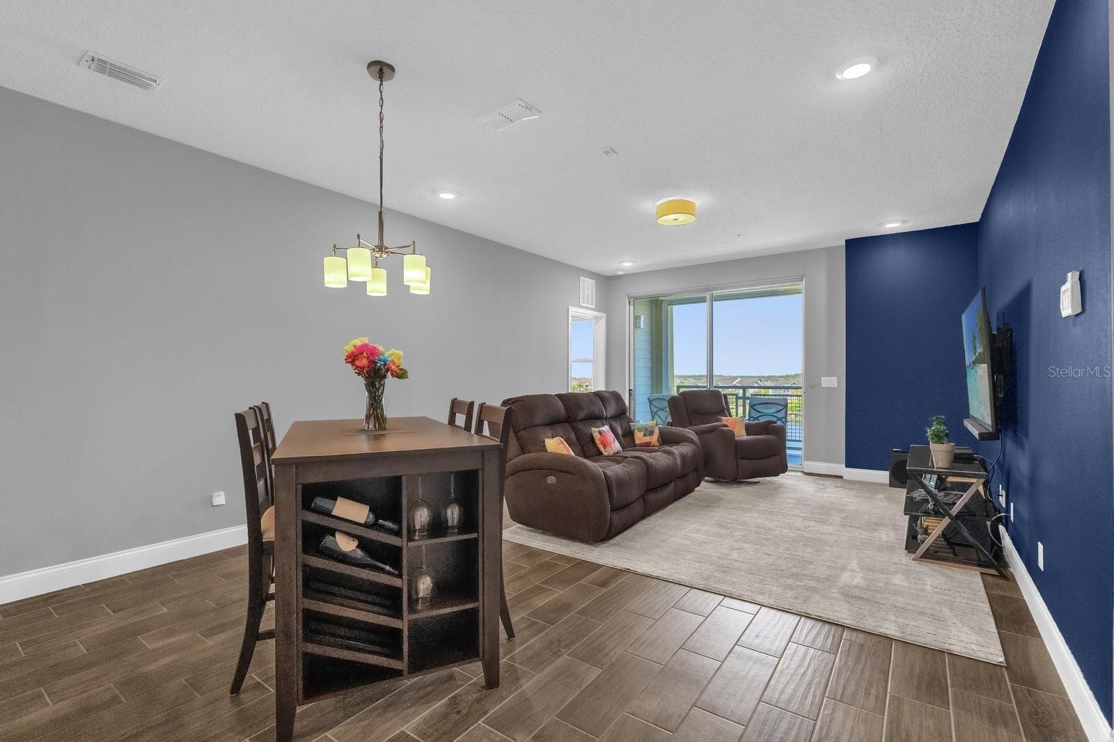 Image 8 of 22 For 7573 Laureate Boulevard 1-404
