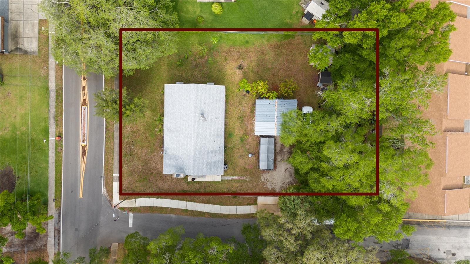 Image 11 of 13 For 715 Ballard Street