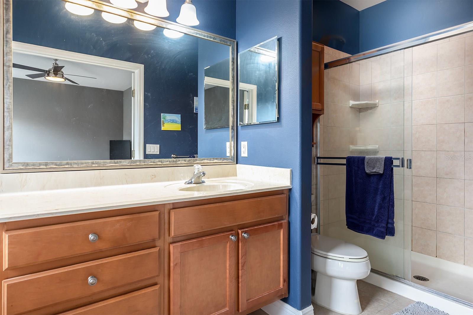 Image 11 of 21 For 804 Challis Point