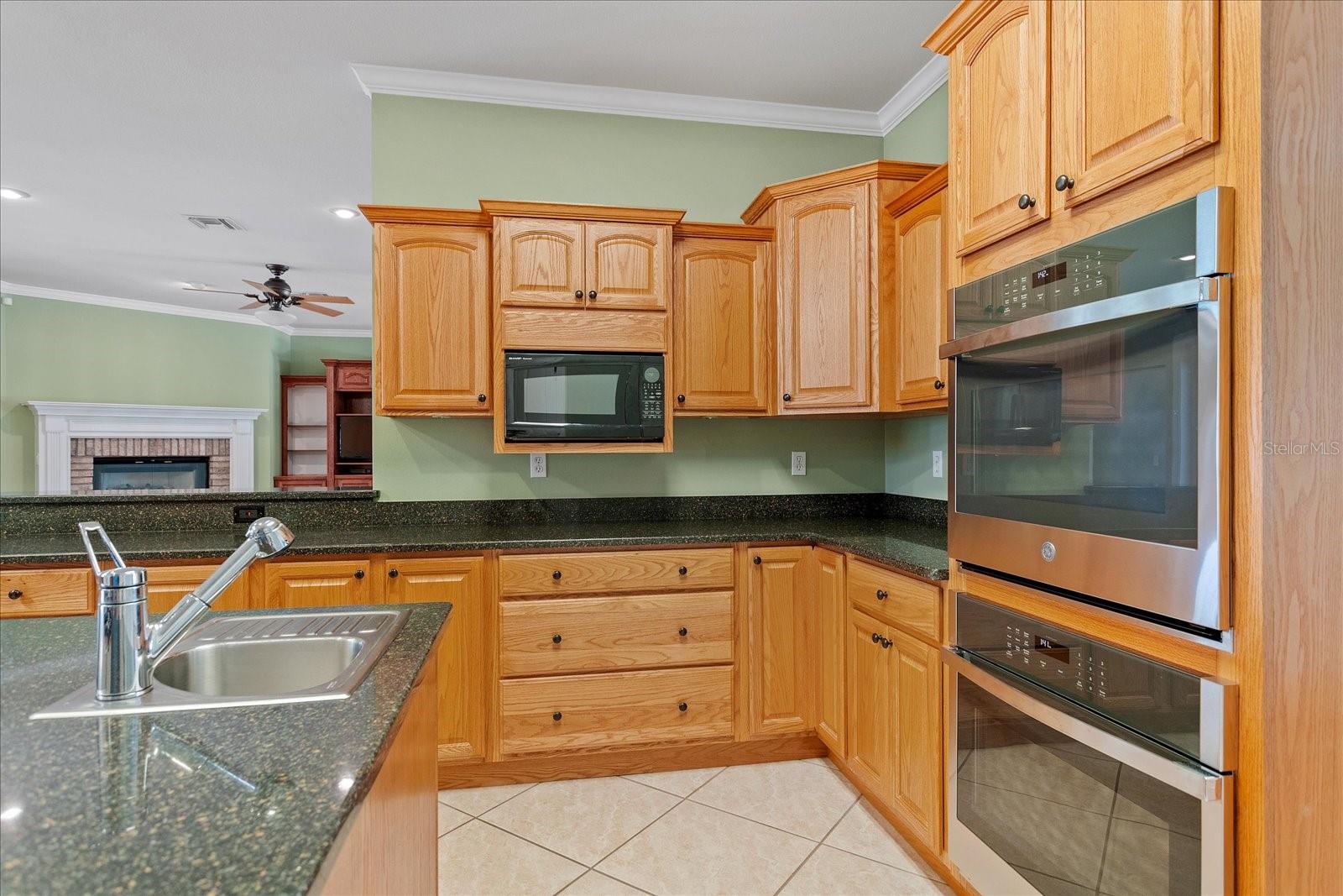Image 15 of 61 For 17631 Vista Belle Court