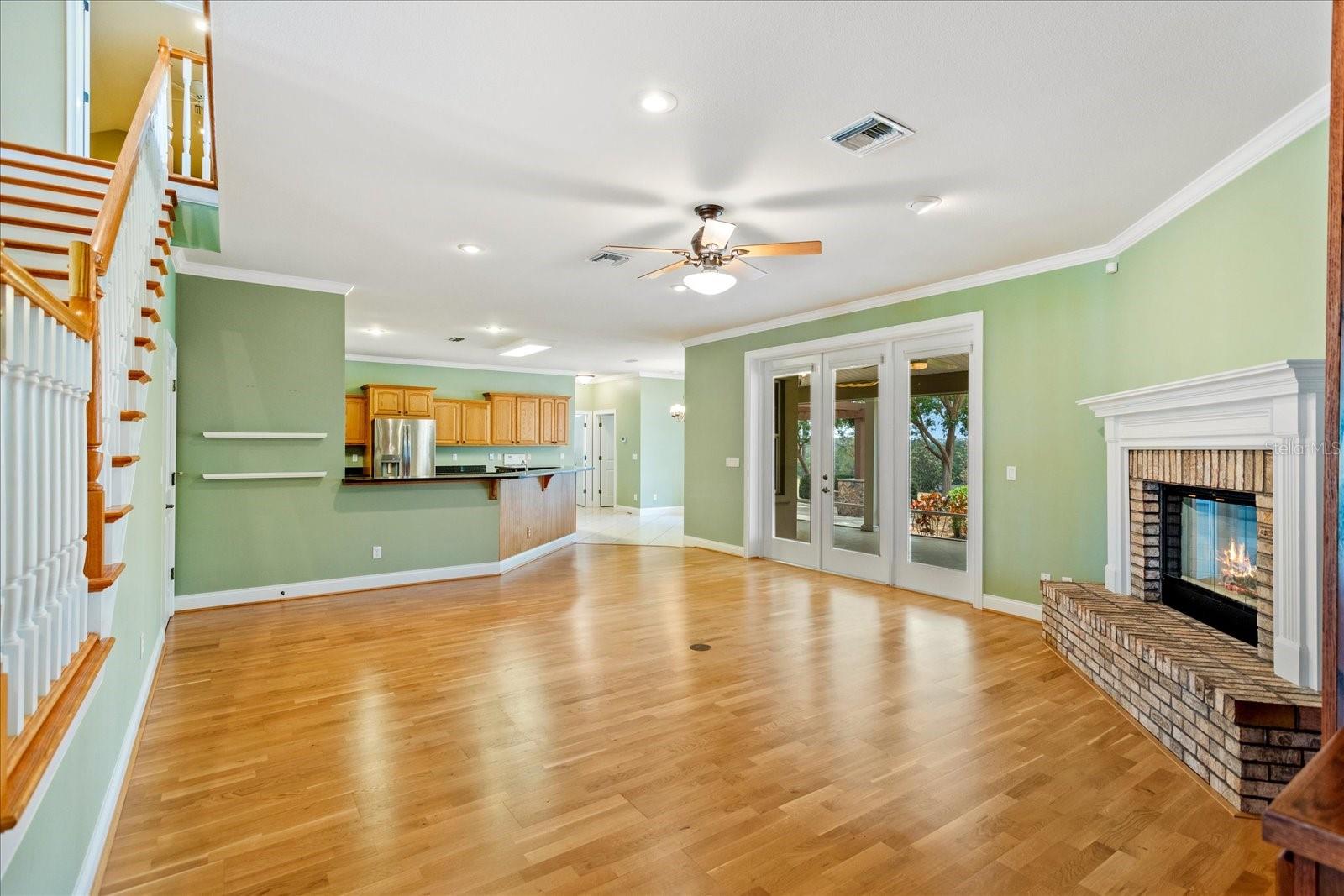 Image 19 of 61 For 17631 Vista Belle Court