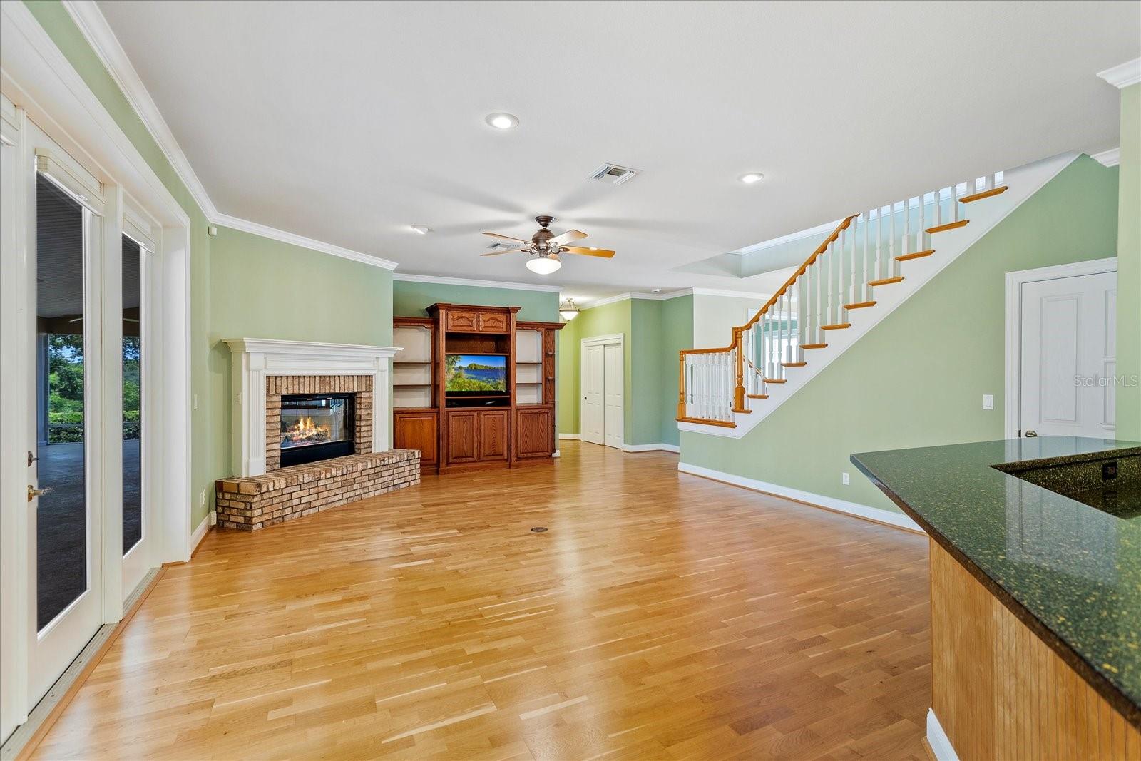 Image 21 of 61 For 17631 Vista Belle Court