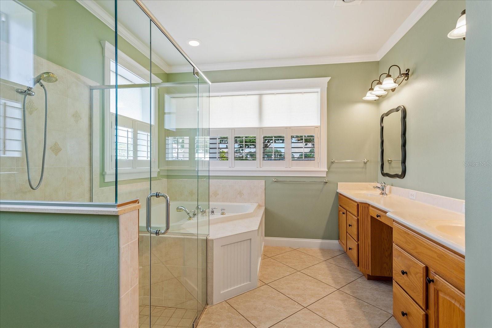Image 24 of 61 For 17631 Vista Belle Court