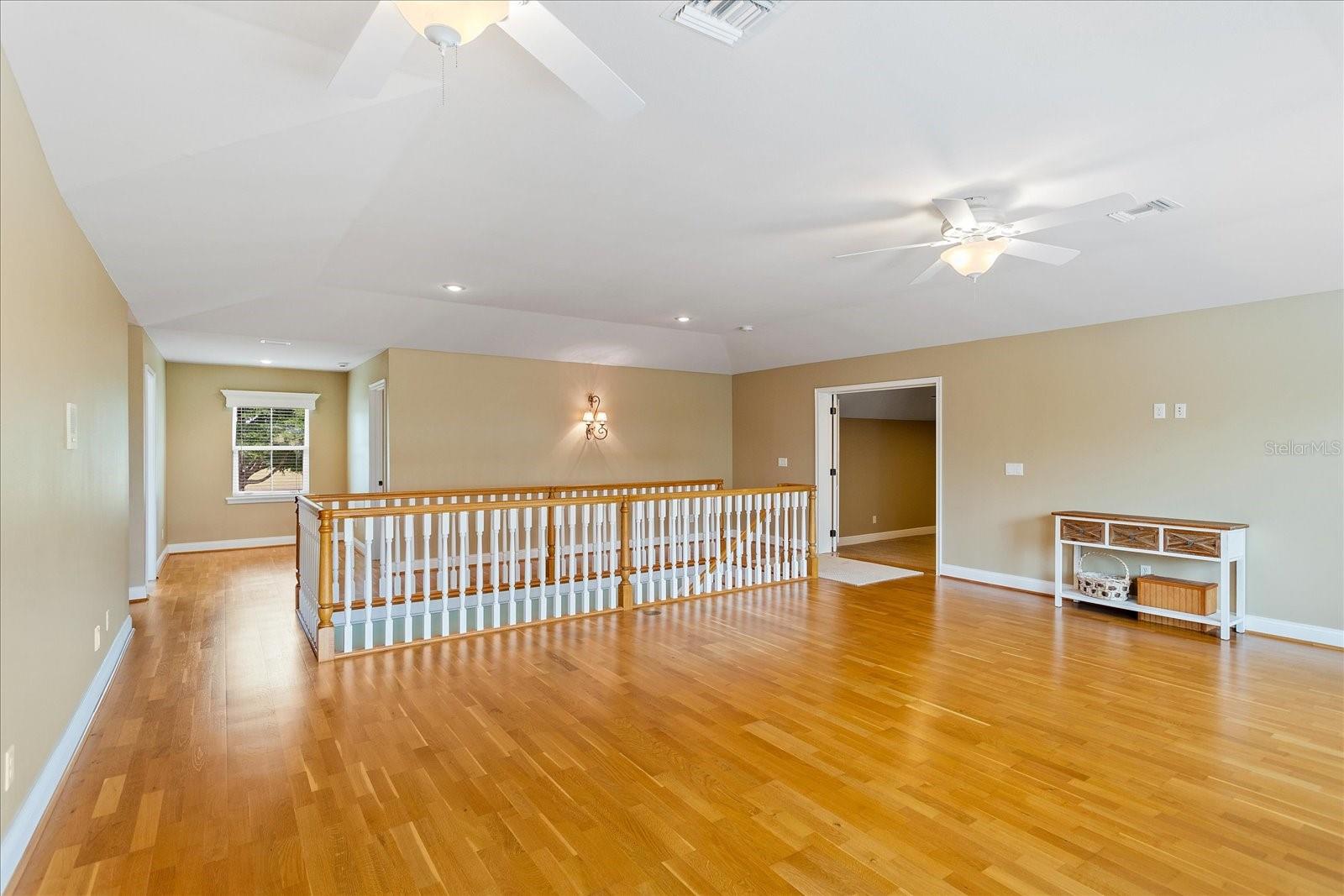 Image 32 of 61 For 17631 Vista Belle Court