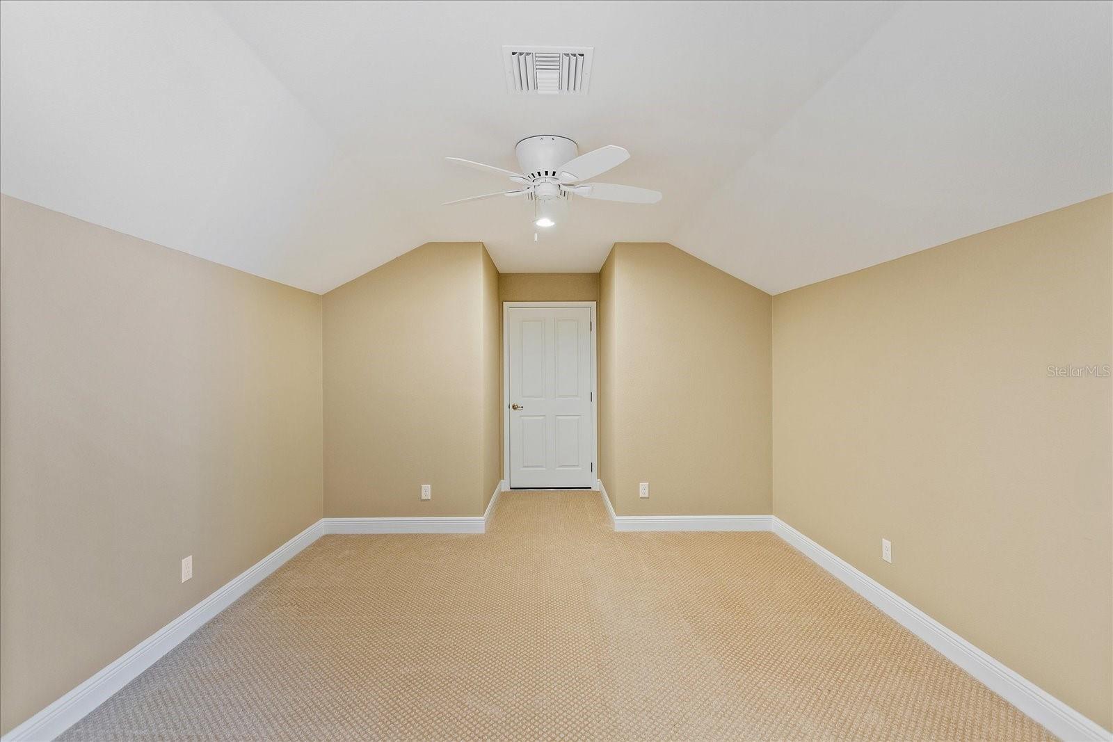Image 34 of 61 For 17631 Vista Belle Court