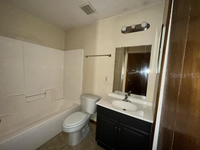 Image 7 of 7 For 2104 Bonneville Drive