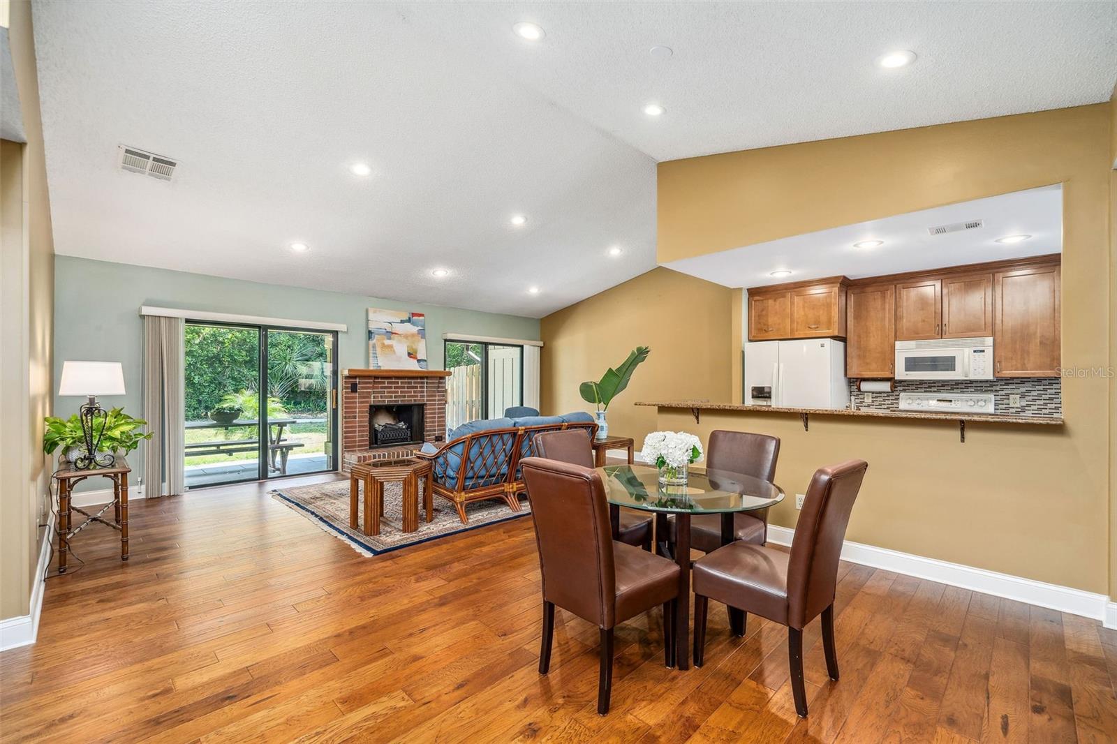 Image 6 of 29 For 134 Heron Bay Circle