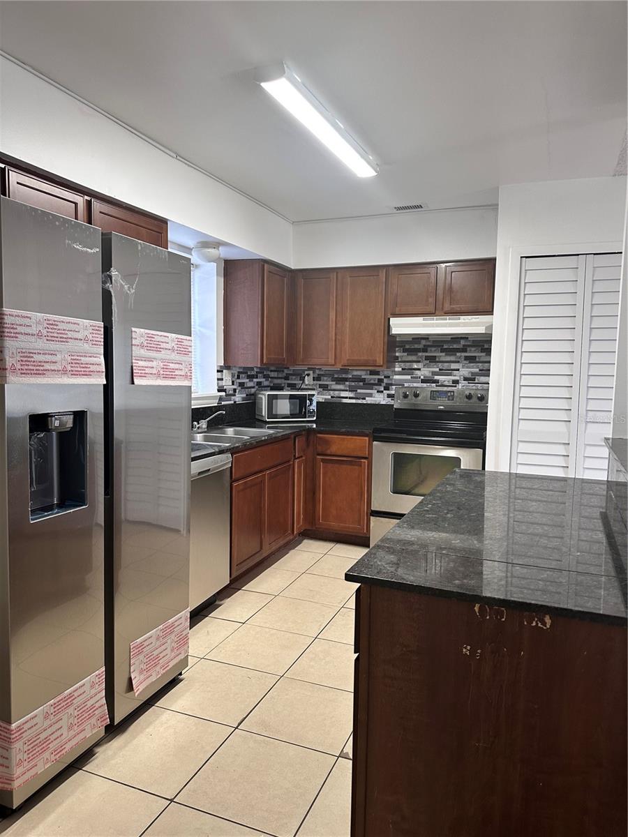 Image 14 of 21 For 3057 Aaron Burr Avenue 2