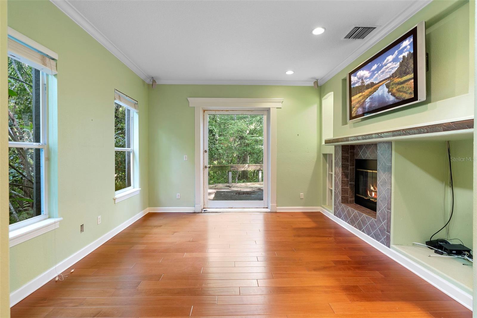 Image 10 of 80 For 4107 Gabriella Lane