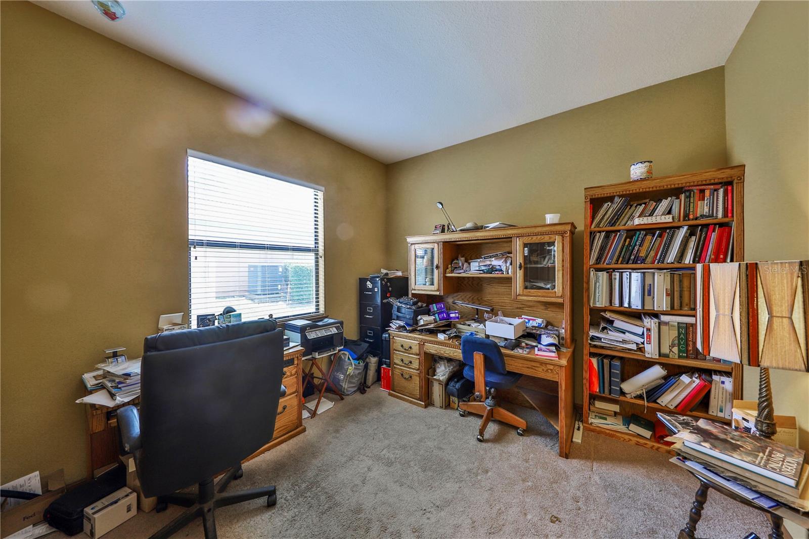 Image 16 of 20 For 2921 Falconhill Drive