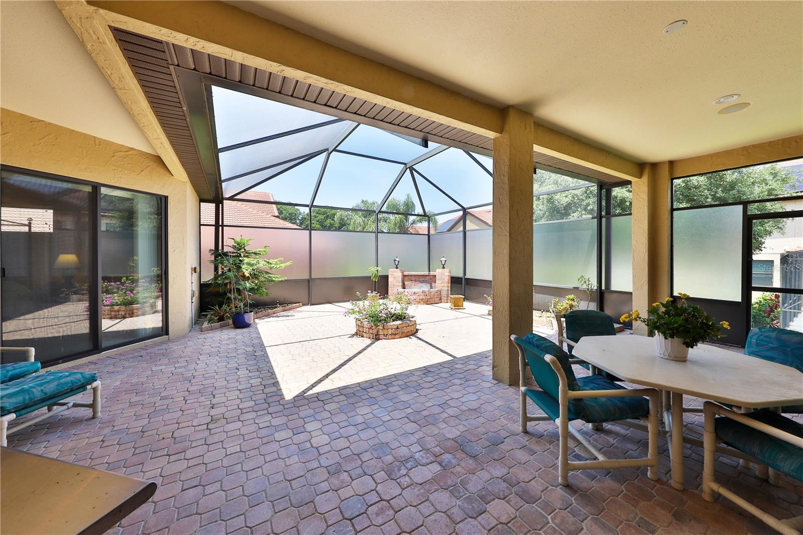 Image 20 of 20 For 2921 Falconhill Drive