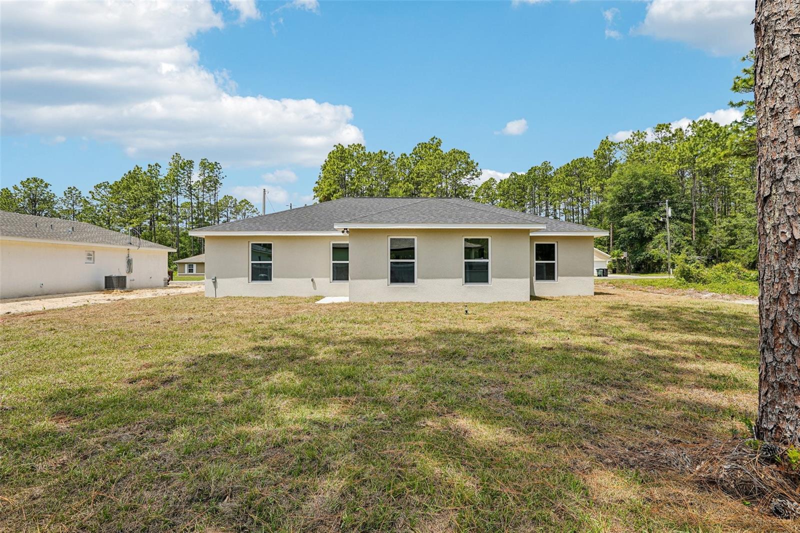 Image 21 of 23 For 13881 80th Avenue