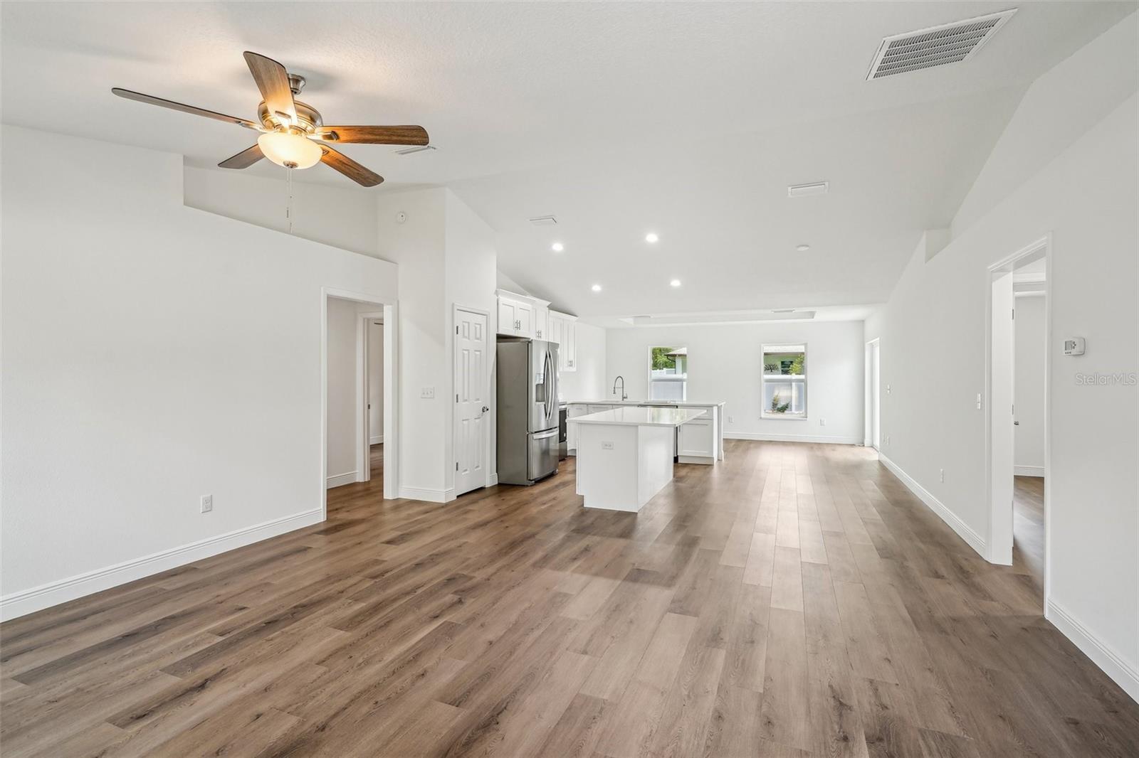 Image 4 of 23 For 13881 80th Avenue