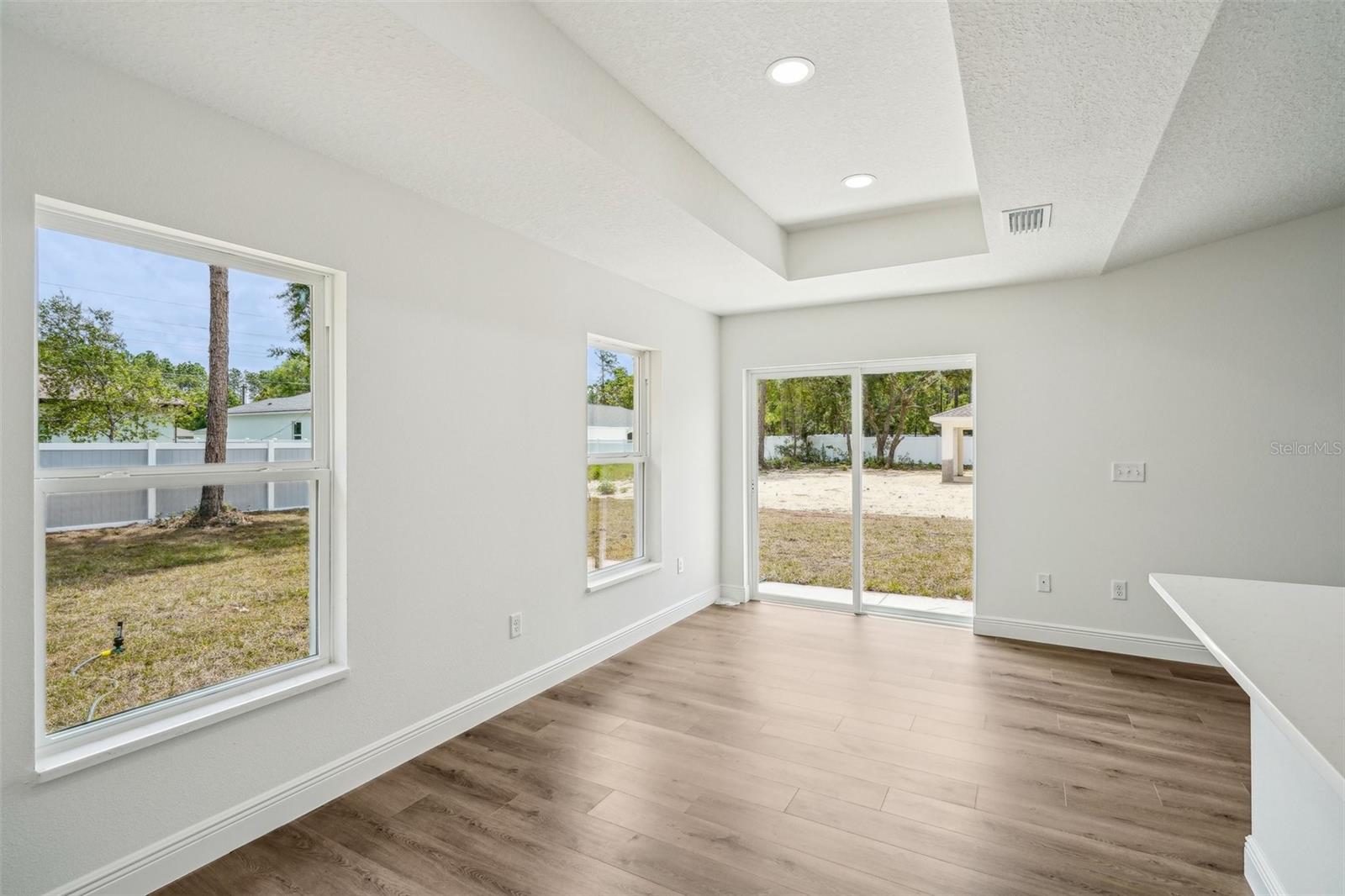Image 9 of 23 For 13881 80th Avenue