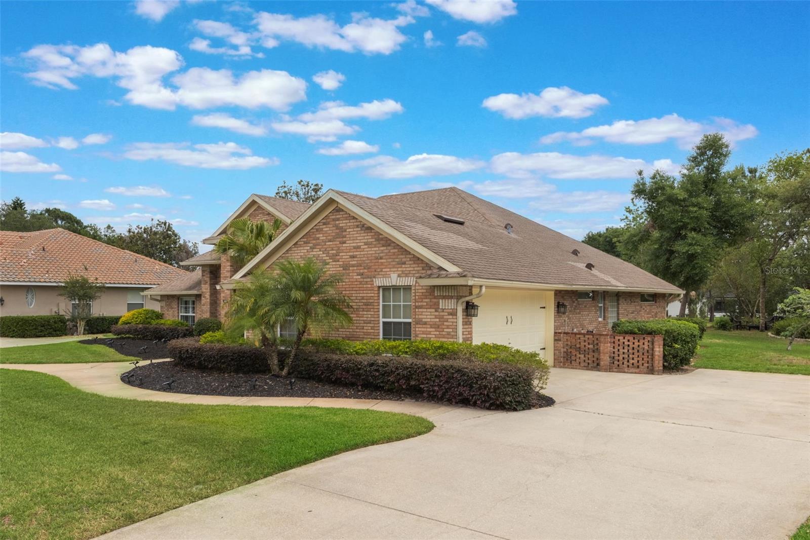 Image 4 of 38 For 441 Hightower Drive
