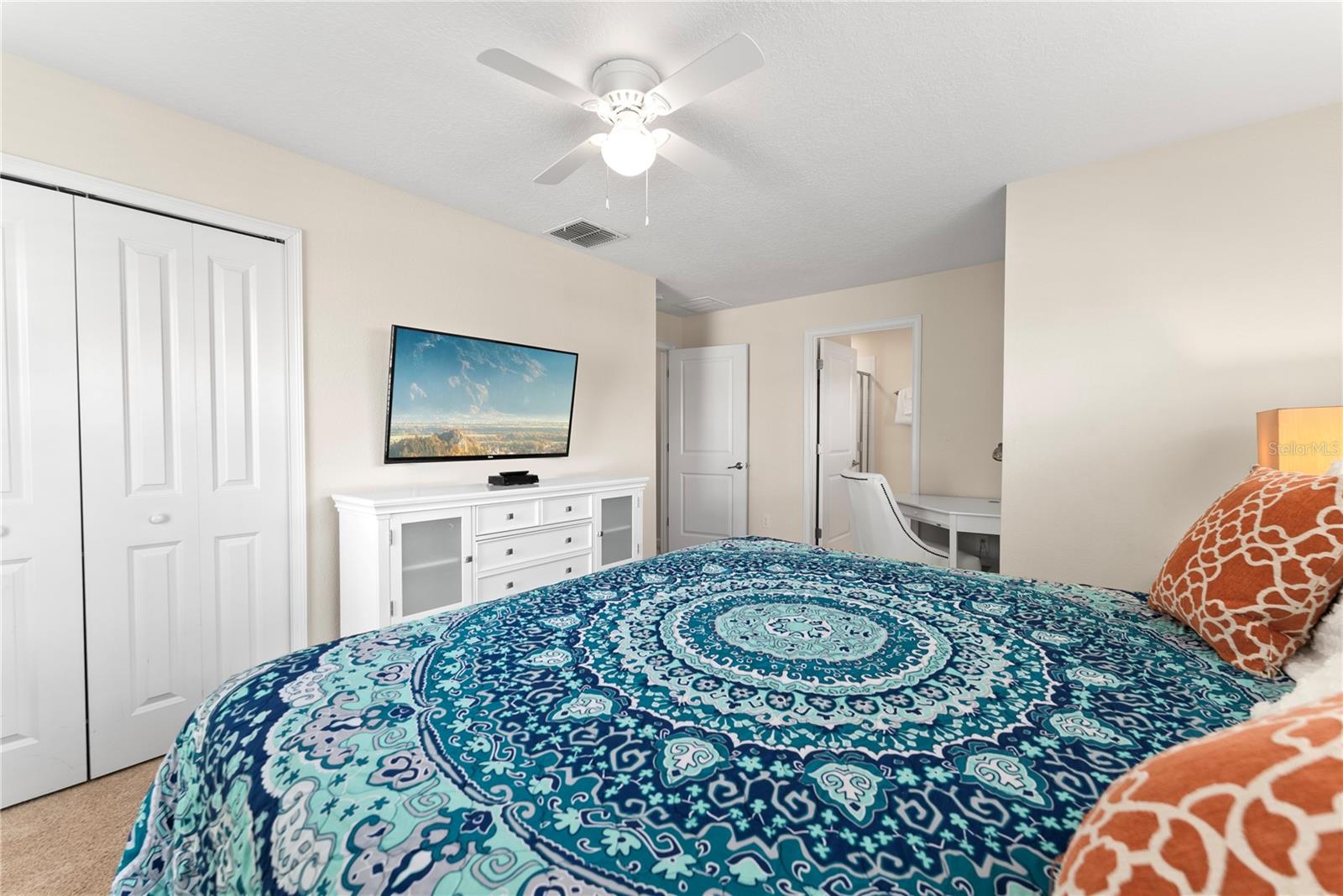 Image 26 of 66 For 1596 Moon Valley Drive
