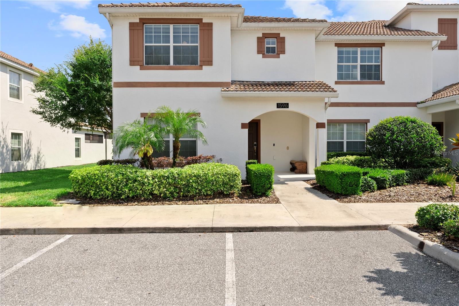 Image 3 of 66 For 1596 Moon Valley Drive