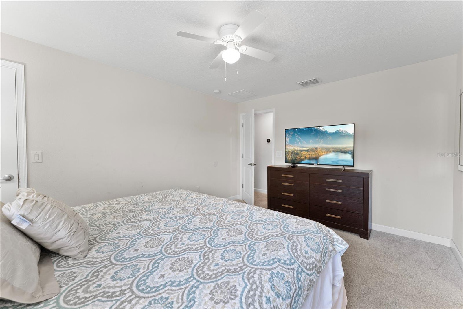 Image 33 of 66 For 1596 Moon Valley Drive
