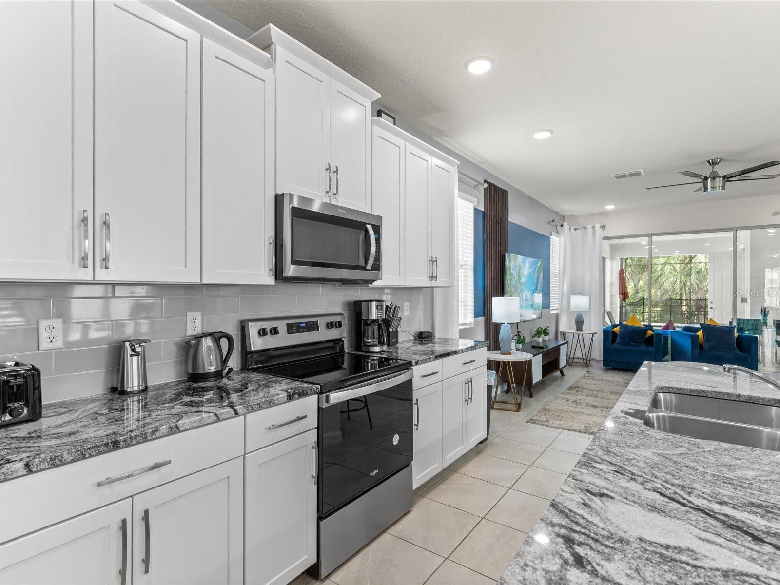 Image 11 of 56 For 8943 Coconut Breeze Drive