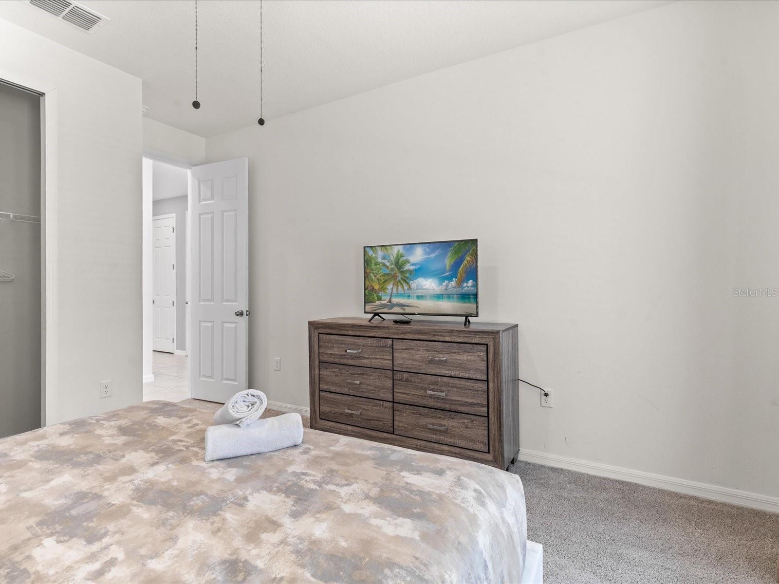 Image 14 of 56 For 8943 Coconut Breeze Drive