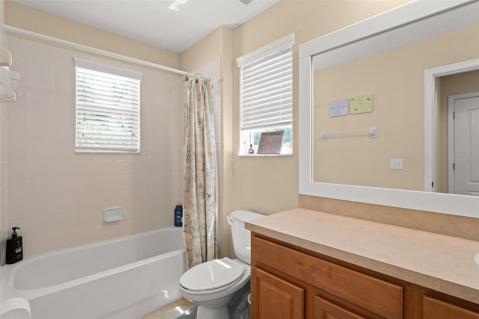 Image 32 of 39 For 2827 Park Meadow Dr