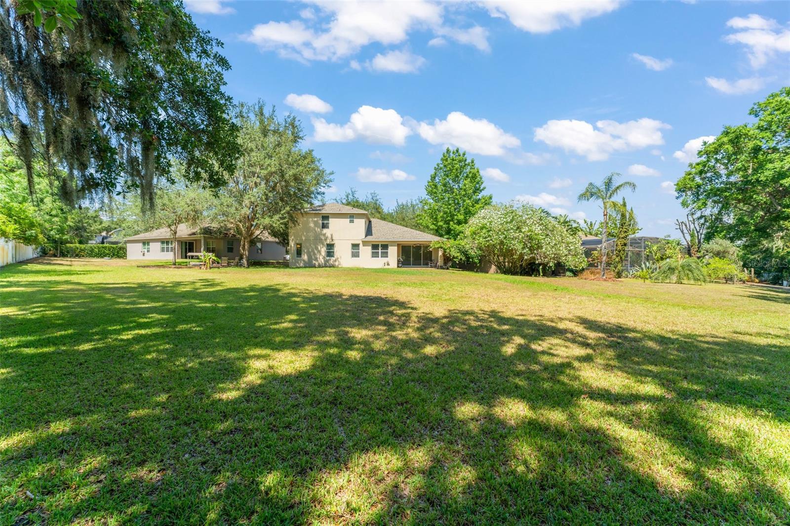 Image 36 of 39 For 2827 Park Meadow Dr