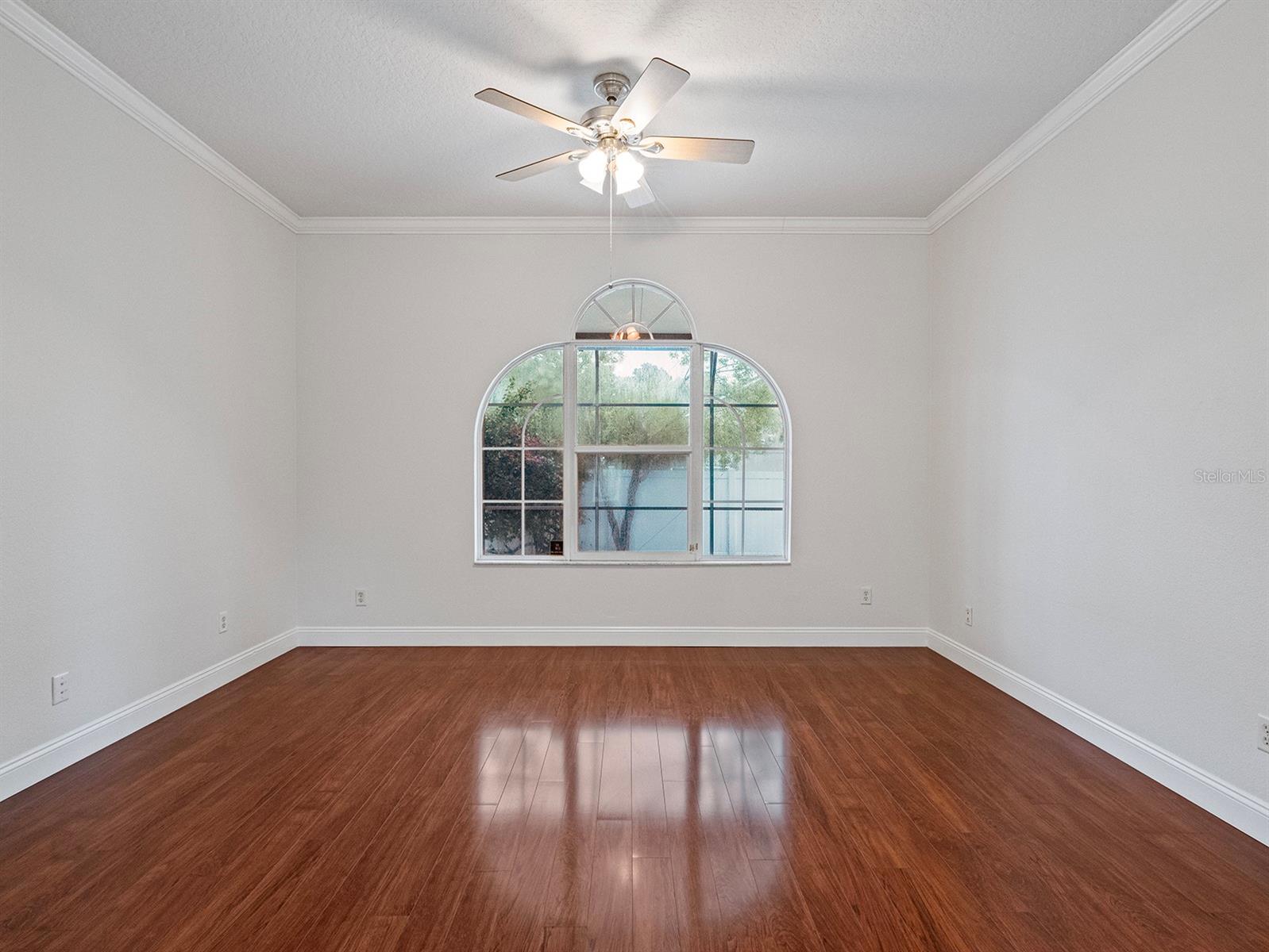 Image 6 of 34 For 2853 Strand Circle