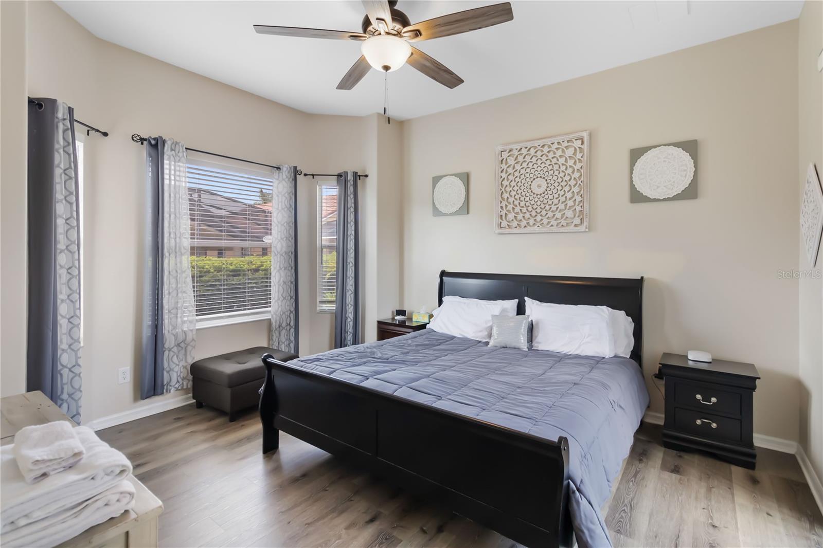 Image 12 of 40 For 822 Brunello Drive