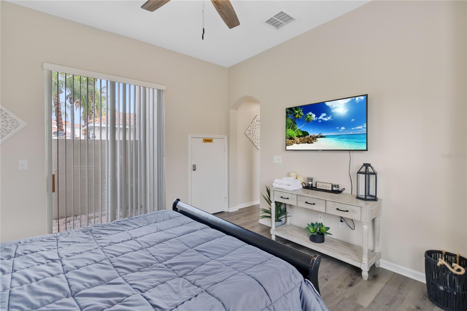 Image 13 of 40 For 822 Brunello Drive