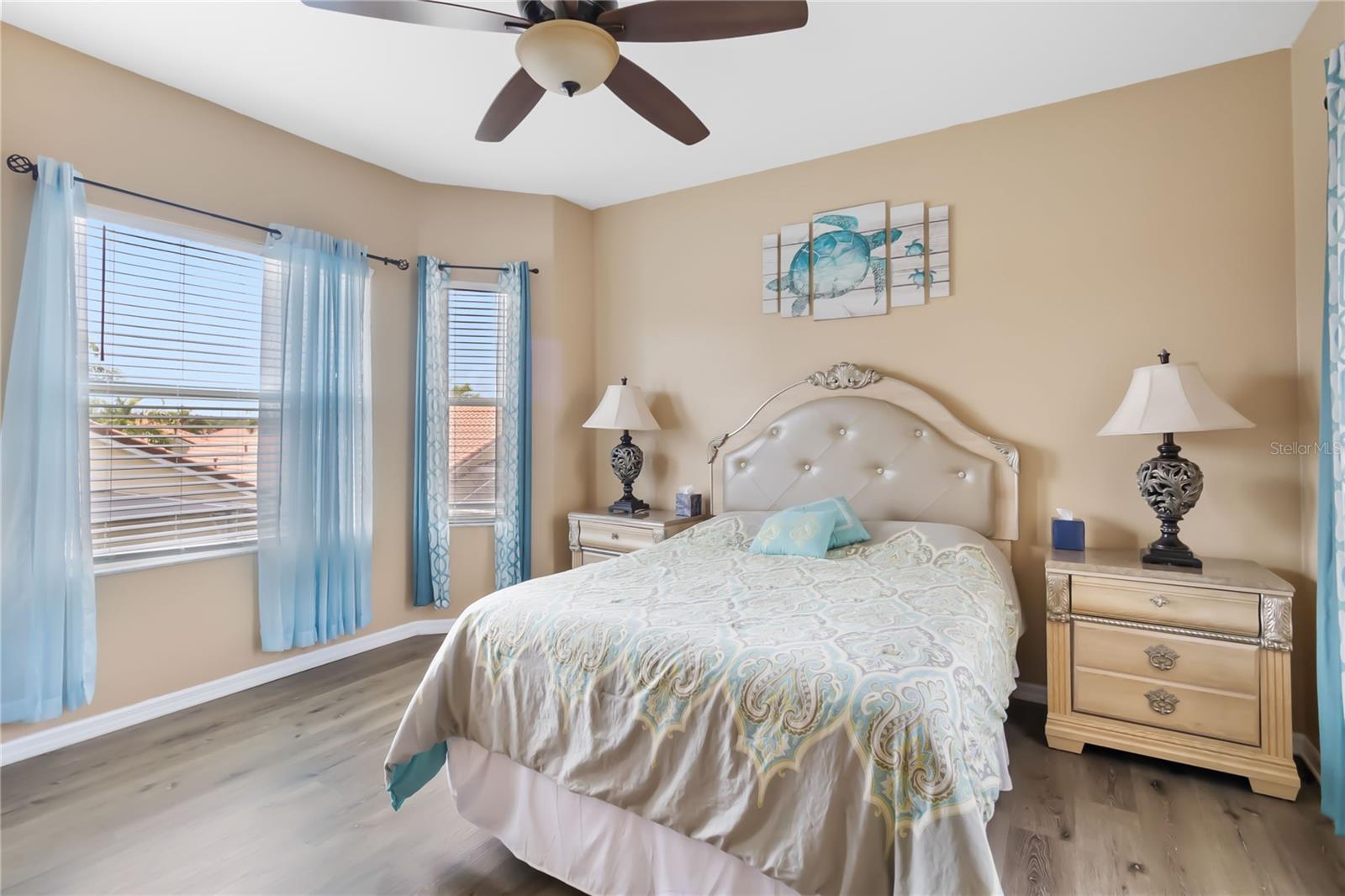 Image 20 of 40 For 822 Brunello Drive