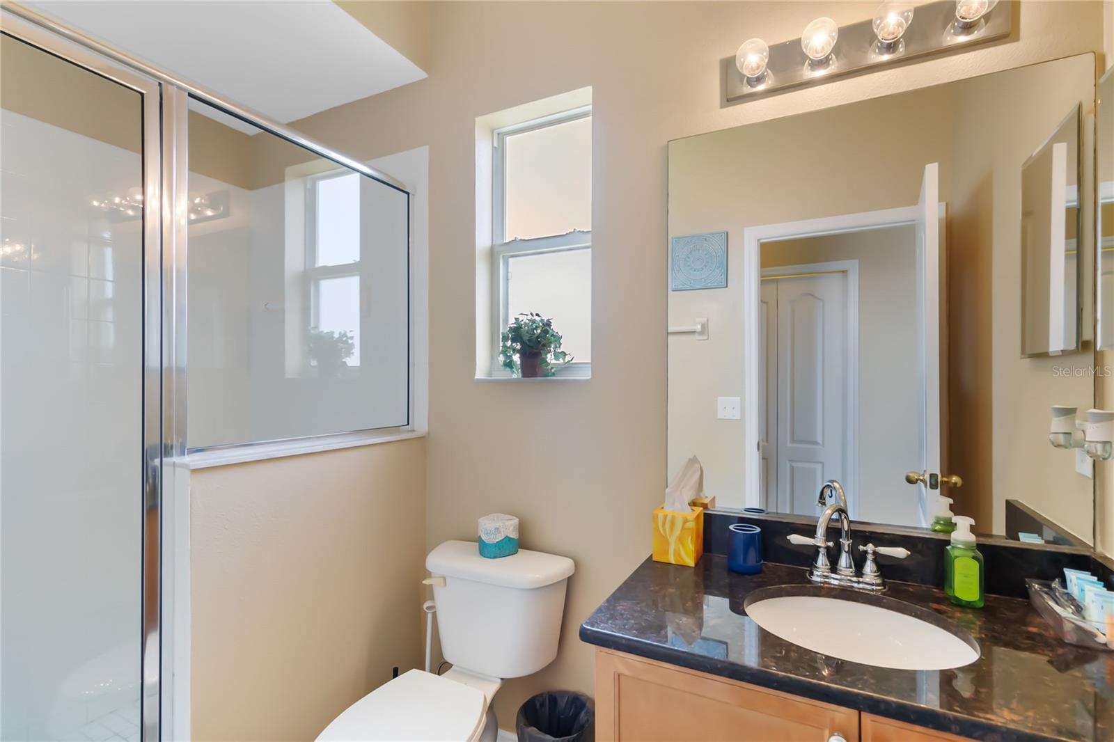 Image 22 of 40 For 822 Brunello Drive