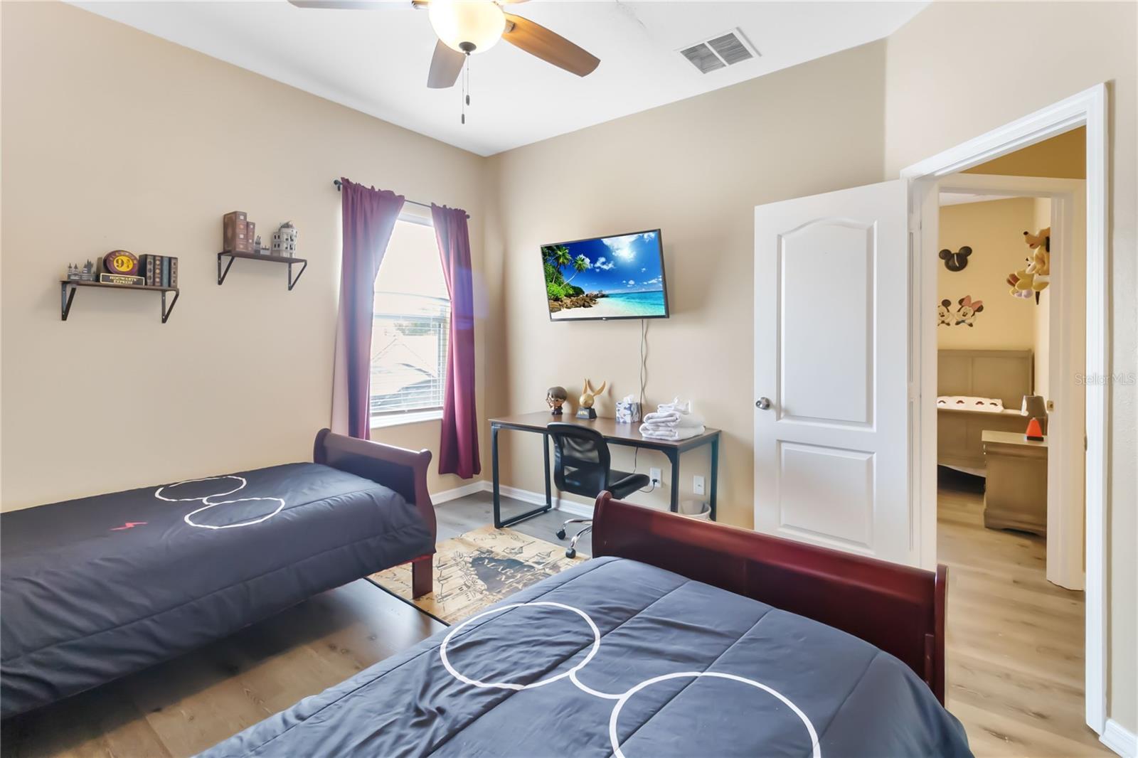Image 24 of 40 For 822 Brunello Drive
