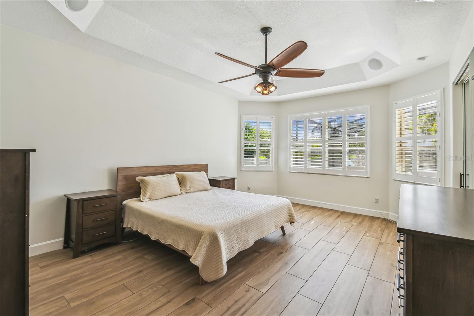 Image 28 of 100 For 14003 Sobrado Drive