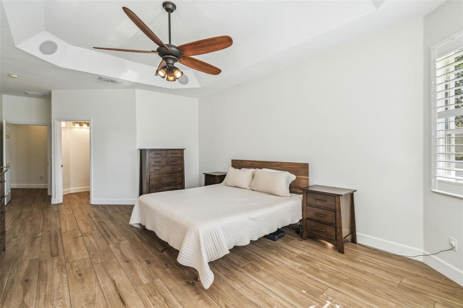 Image 29 of 100 For 14003 Sobrado Drive