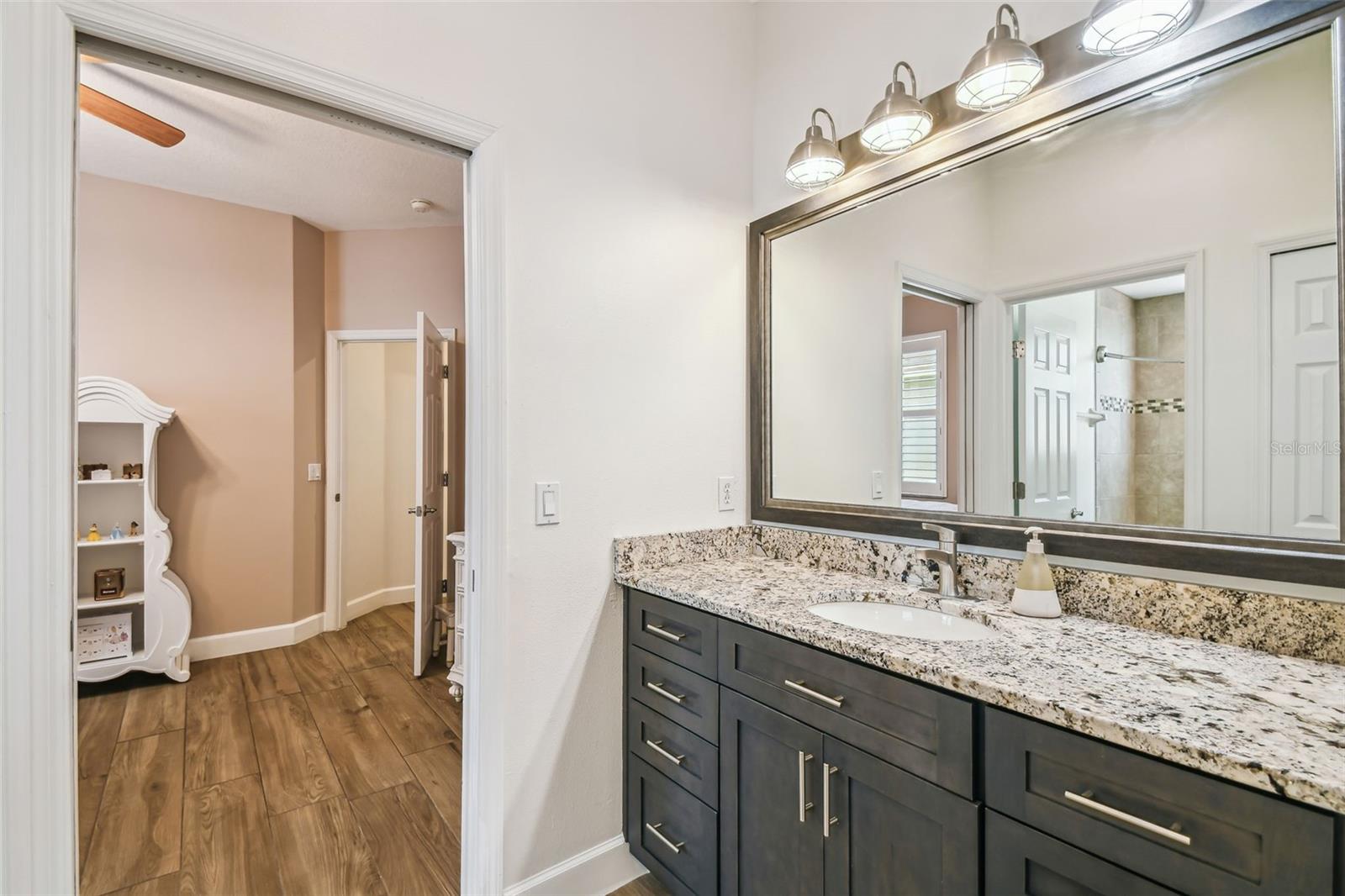 Image 49 of 100 For 14003 Sobrado Drive