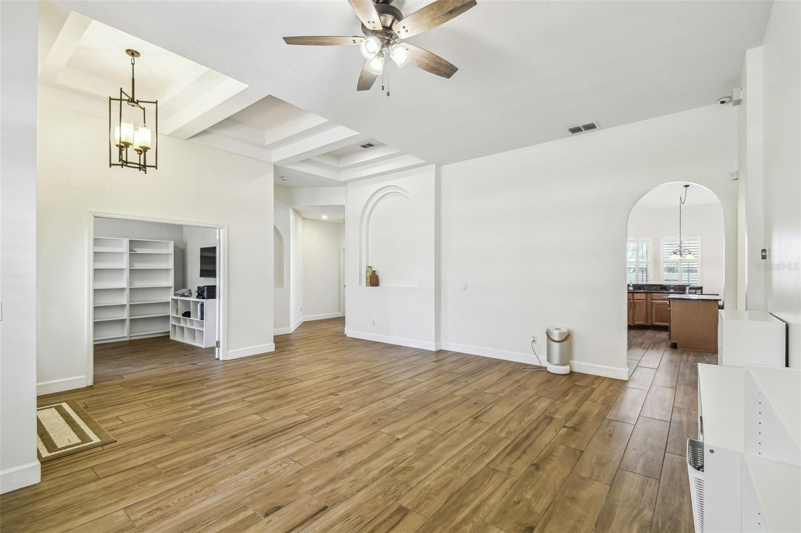Image 9 of 100 For 14003 Sobrado Drive