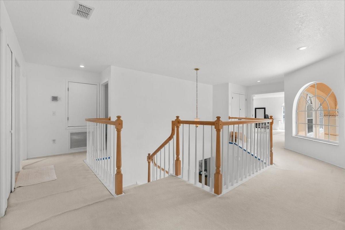 Image 20 of 37 For 1240 Falconcrest Boulevard