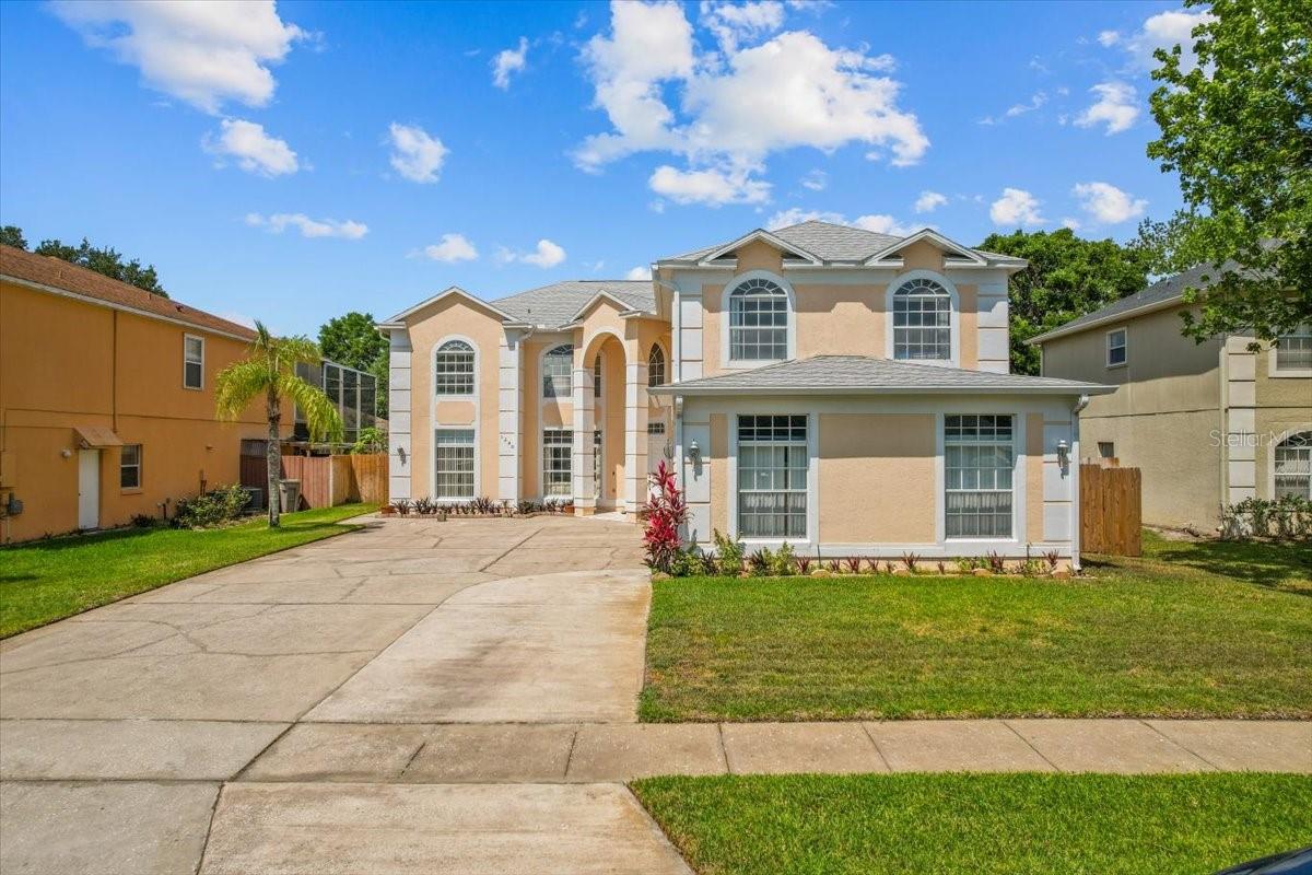 Image 3 of 37 For 1240 Falconcrest Boulevard