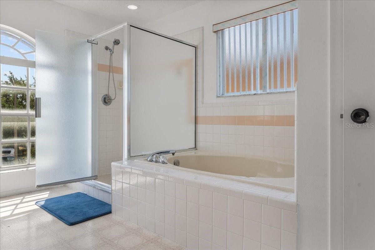 Image 30 of 37 For 1240 Falconcrest Boulevard
