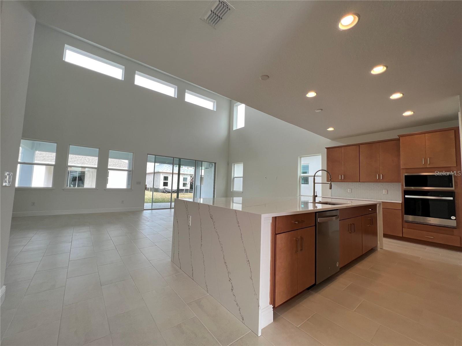 Image 10 of 49 For 19141 Planetree Street