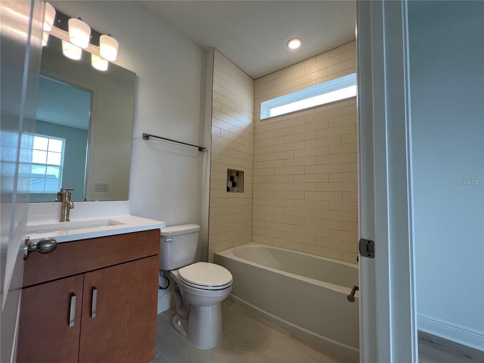 Image 33 of 49 For 19141 Planetree Street