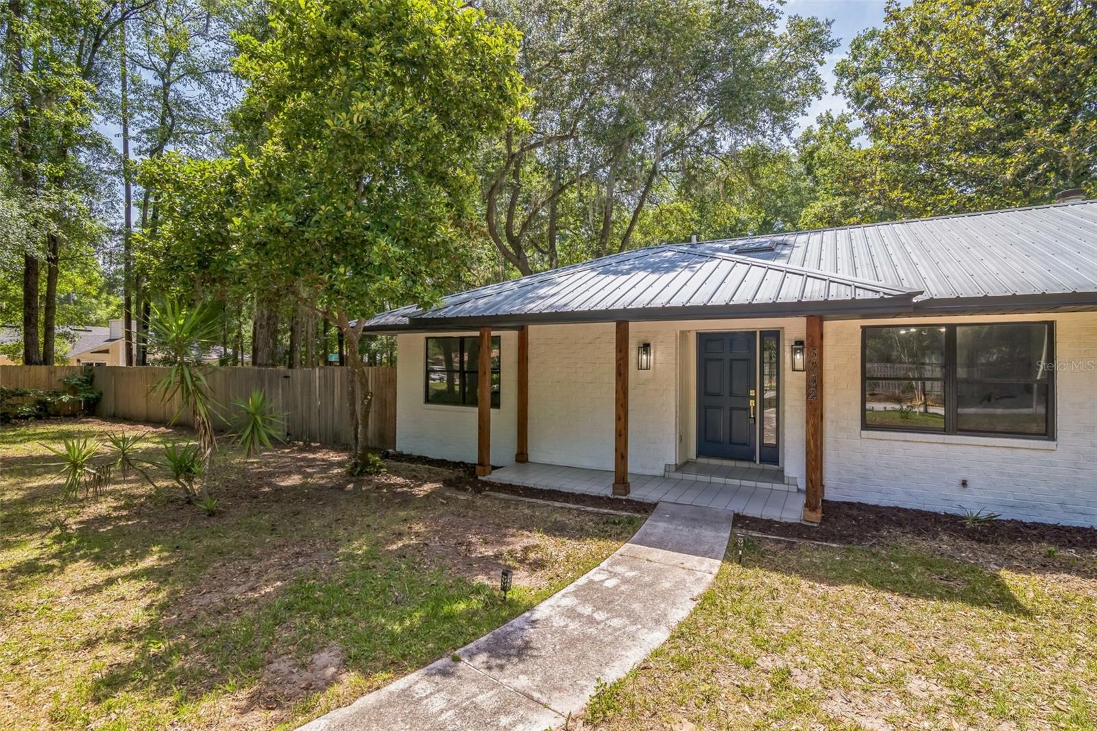 Image 4 of 31 For 3002 31st Terrace