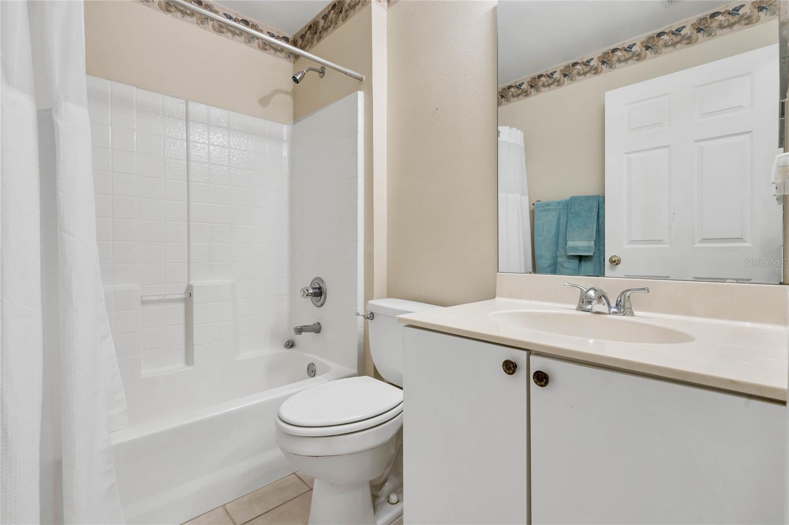 Image 21 of 40 For 842 Amidon Street
