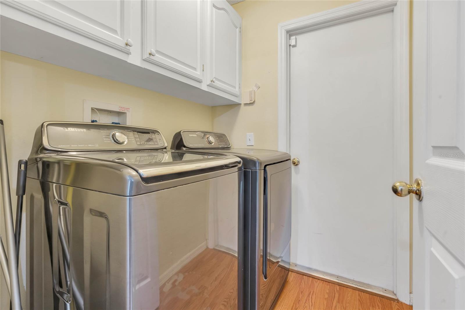 Image 24 of 40 For 842 Amidon Street