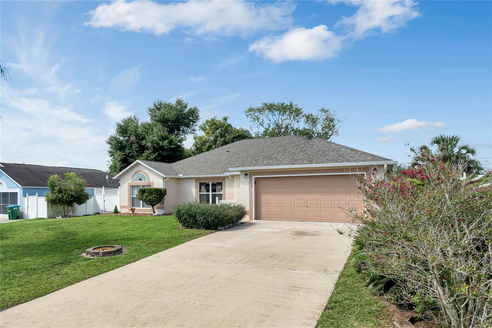 Image 3 of 40 For 842 Amidon Street