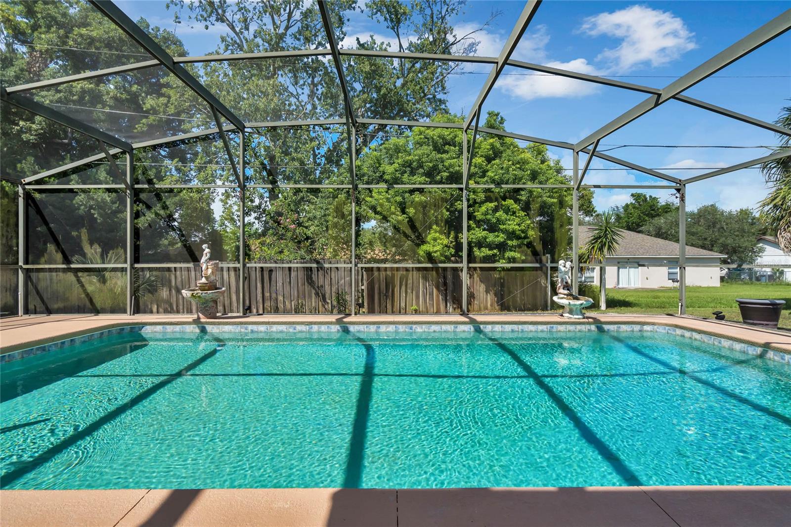 Image 35 of 40 For 842 Amidon Street